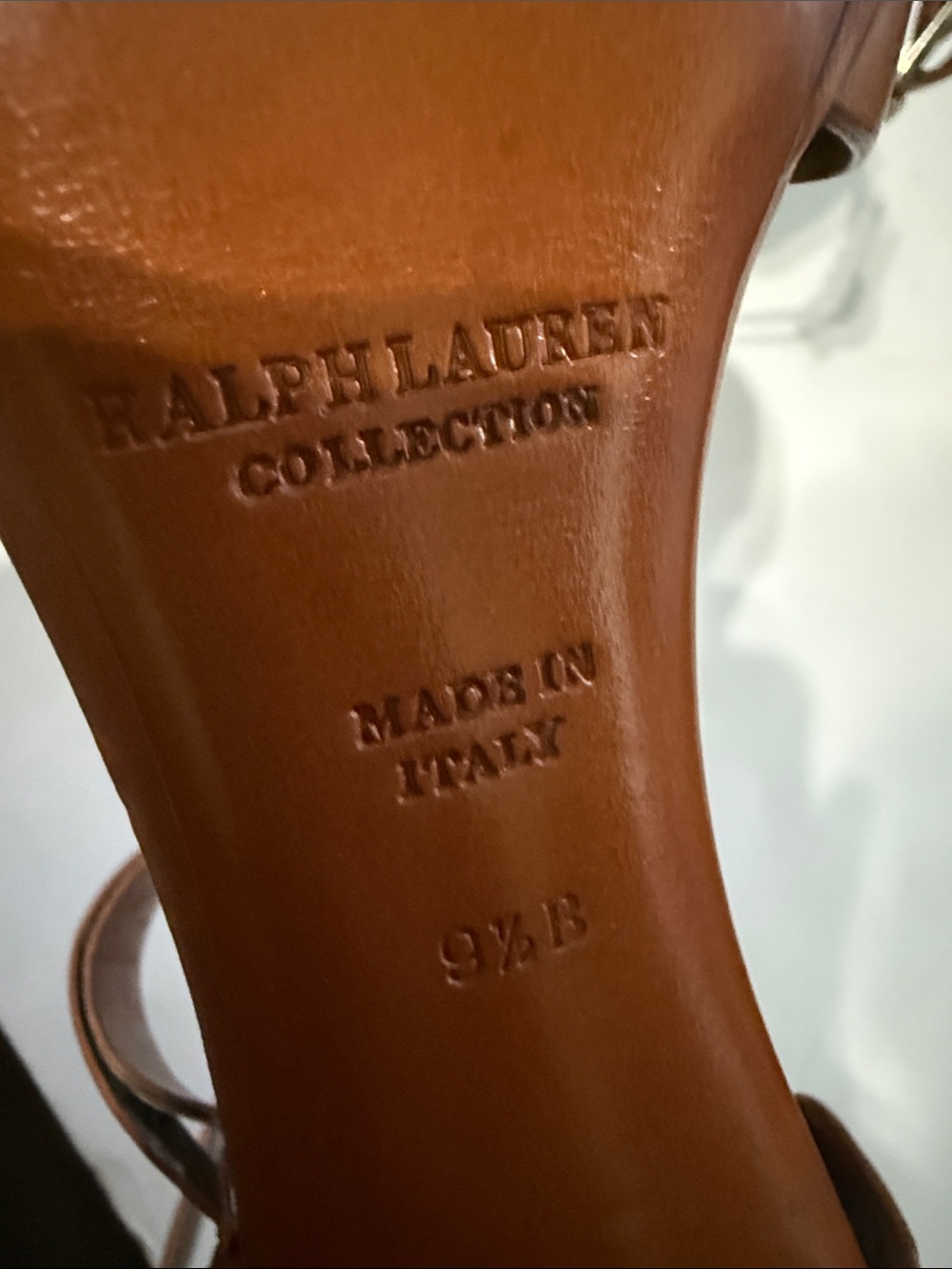 Ralph Lauren Purple Label Leather D'Orsay
Pumps Cognac Italian Leather Size 9.5 - Picture 6 of 8